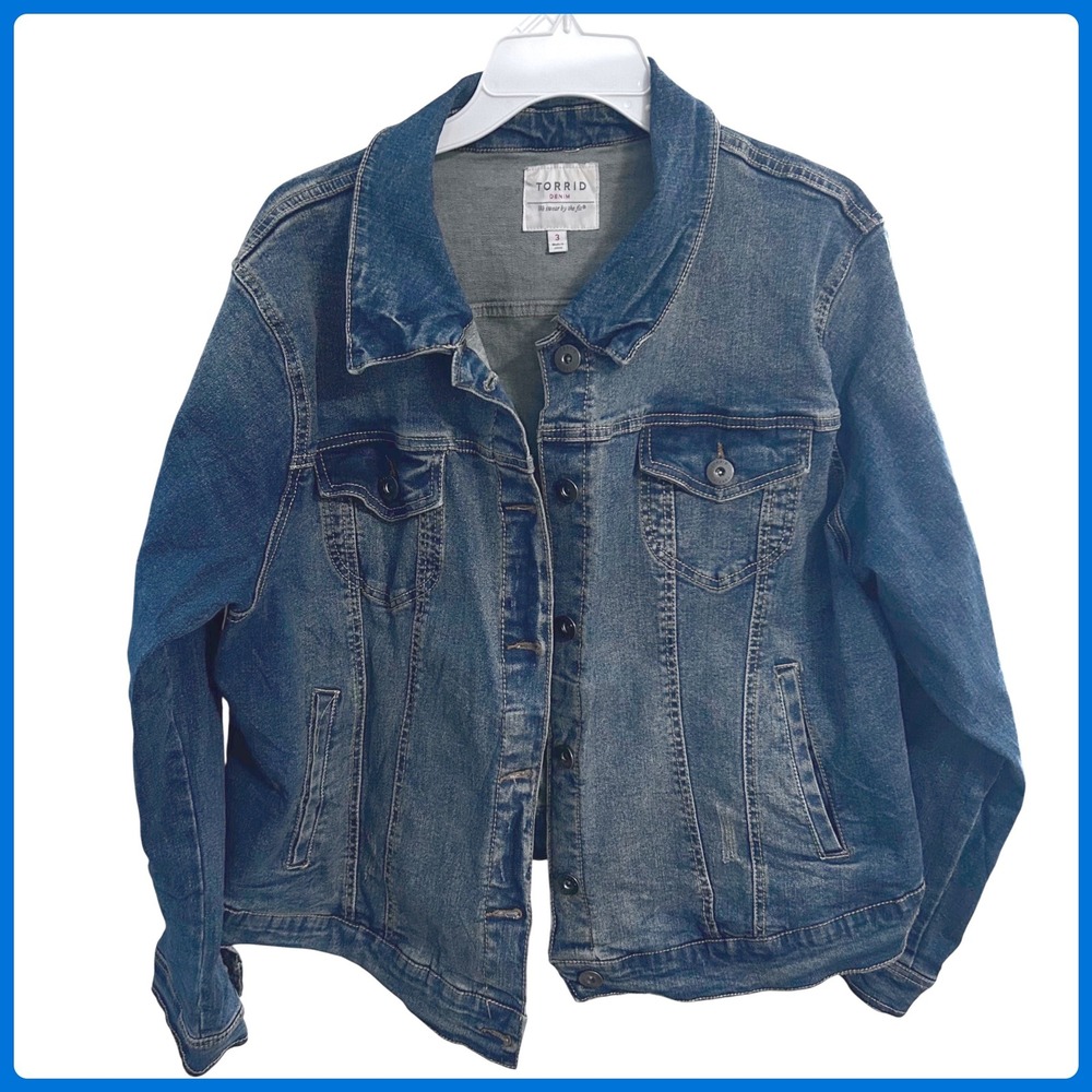 Torrid Denim Jacket Womens Size 3 Blue Jean Button Up Trucker‎ Style